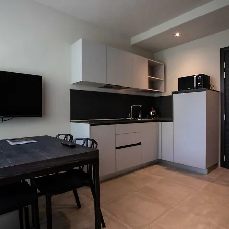 Astoria Living Apartment